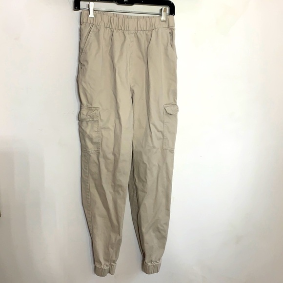 Divided Pants - Divided H&M pull on stone khaki cargo pants elastic waist US size 6 casual